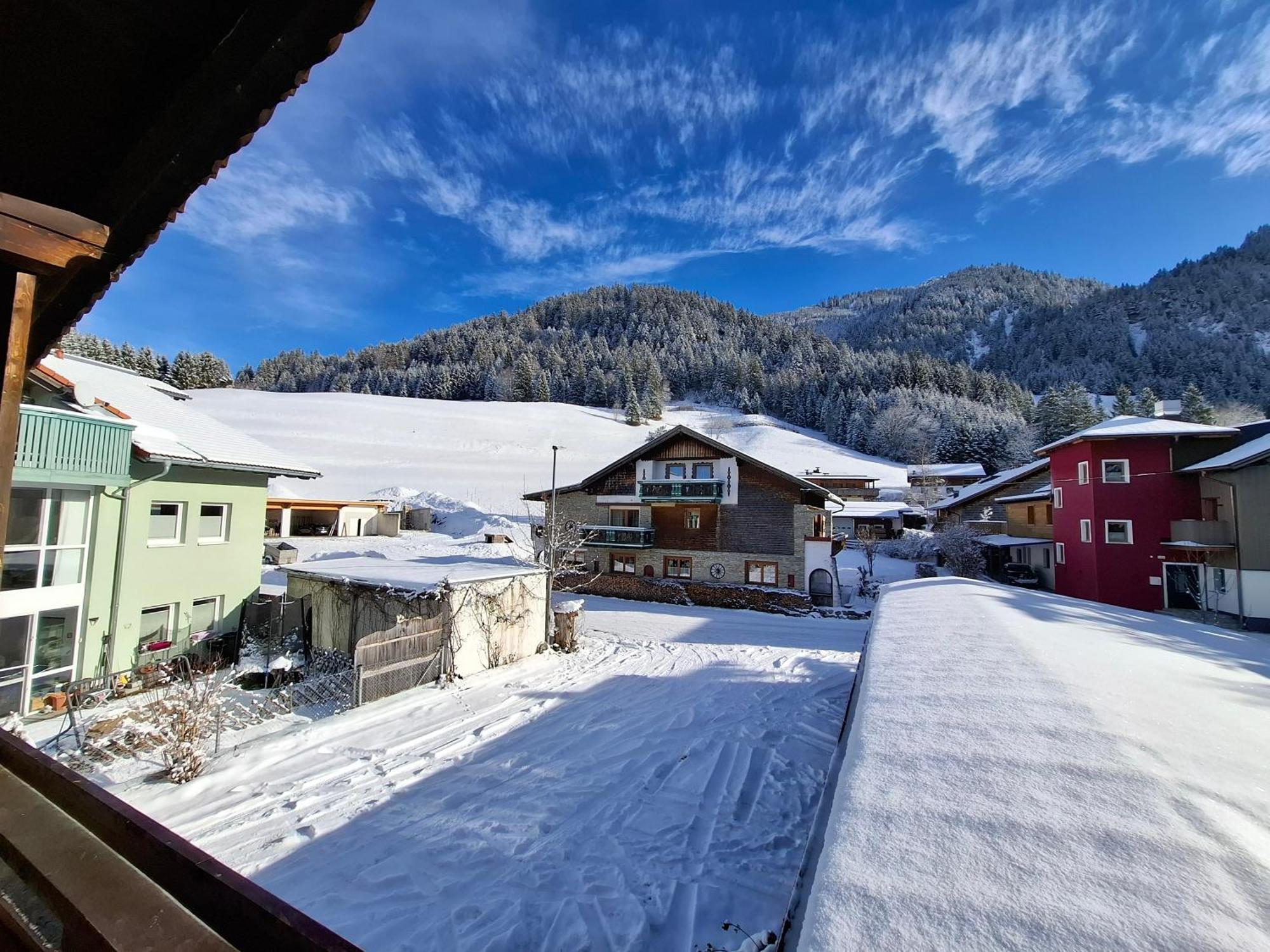 Ferienwohnung Zum Urfall -- Sommerbergbahnen Inklusive !!! Tannheim Exterior photo