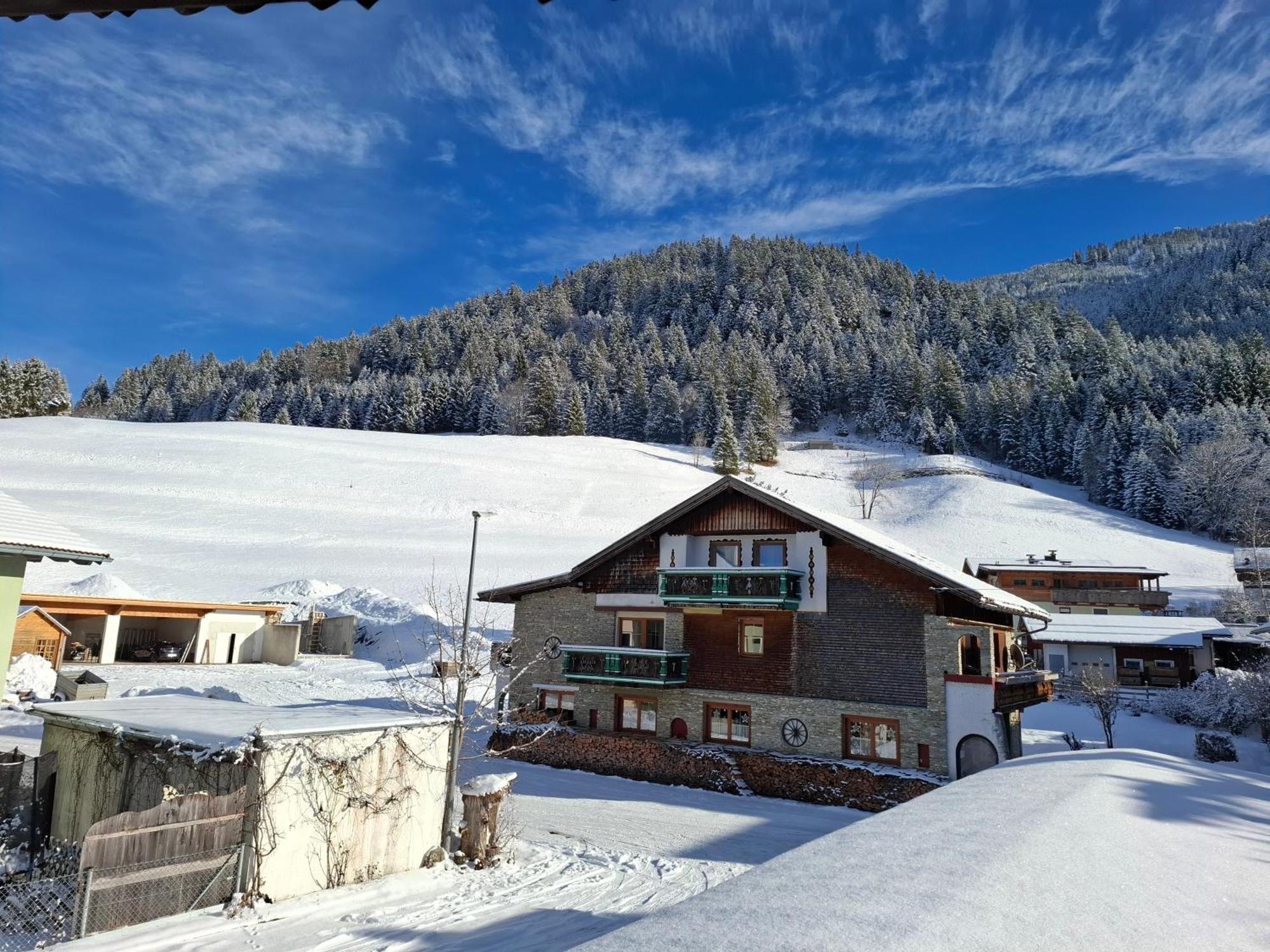 Ferienwohnung Zum Urfall -- Sommerbergbahnen Inklusive !!! Tannheim Exterior photo